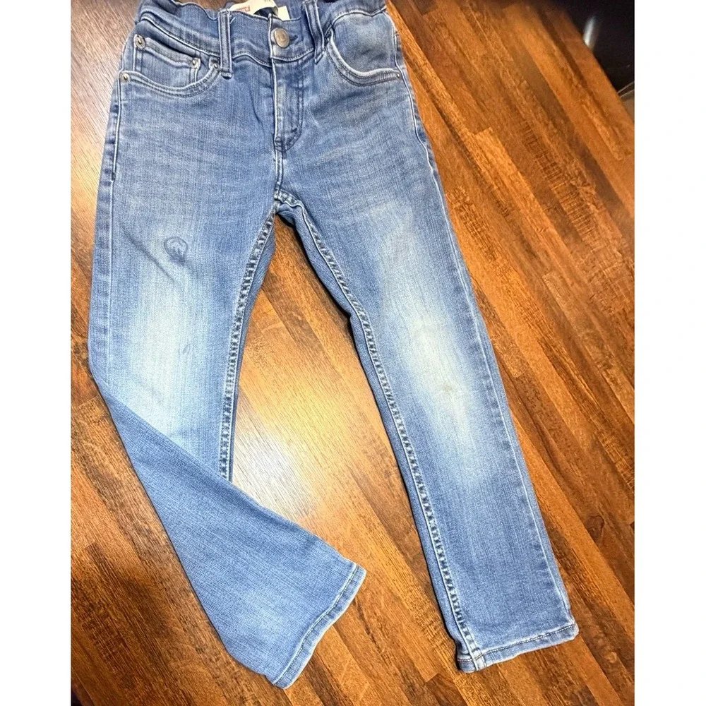 Levi's Boys Jeans bundle Size 8 regular 24/22.  514, 511, 505.